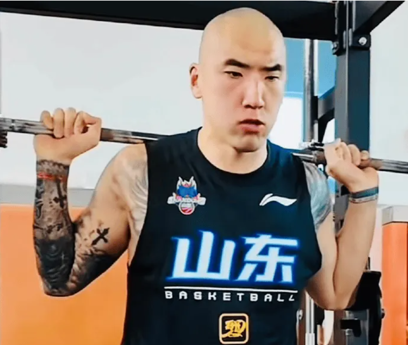 特雷·杨4900万选项在即 奇才面临合同考验