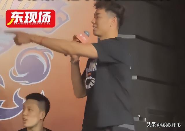 阿斯:杜兰将转会至加拉塔萨雷,加盟前他需签约纪律约束条款