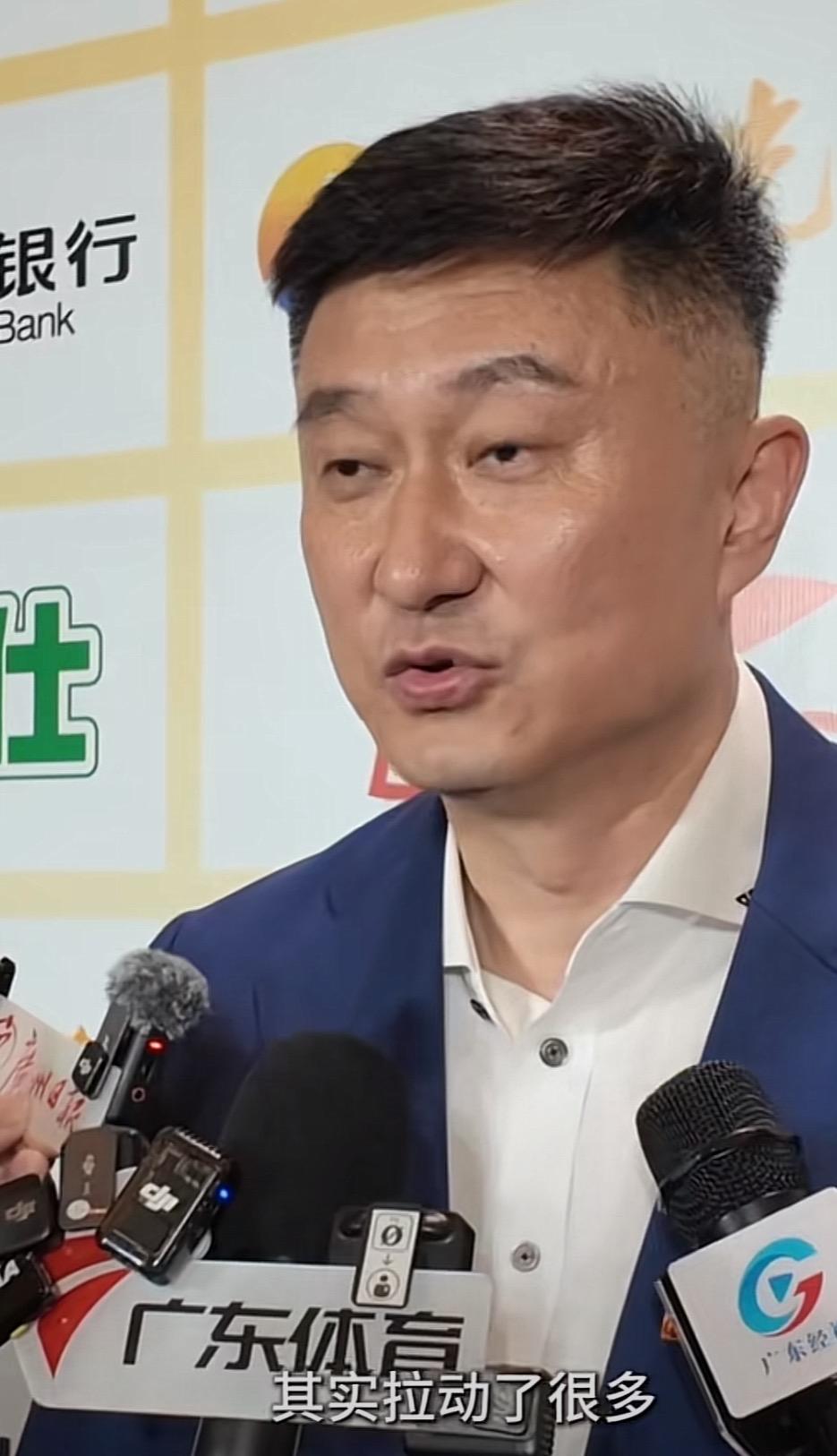 金年会体育郑钦文放弃亚运会卫冕引发辩论,新科法网亚军哈雷首战出局遭调侃