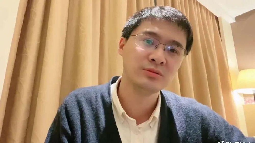 金年会体育罗马诺：纽卡接近签下阿贾克斯18岁中场斯图尔，总价超2500万欧