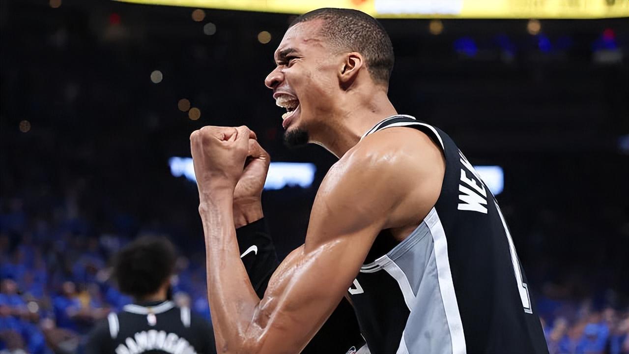 疯狂！4年1.8亿！篮网抢了湖人里夫斯！