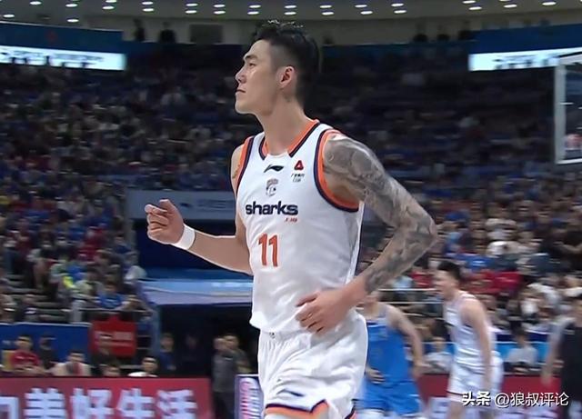 生涯进球数超越卡钦斯,格里娜升至历史第12