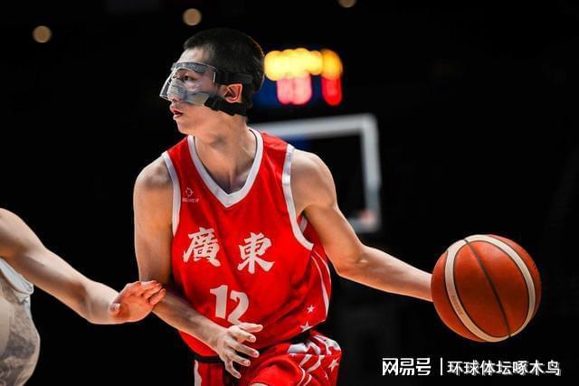金年会体育他来了！NBA官方公布总决赛G5裁判：福斯特回归担任主裁判