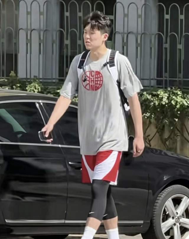 金年会体育尼克斯27年复仇圆梦，尤因：当年是邓肯的派对，今晚是我们的