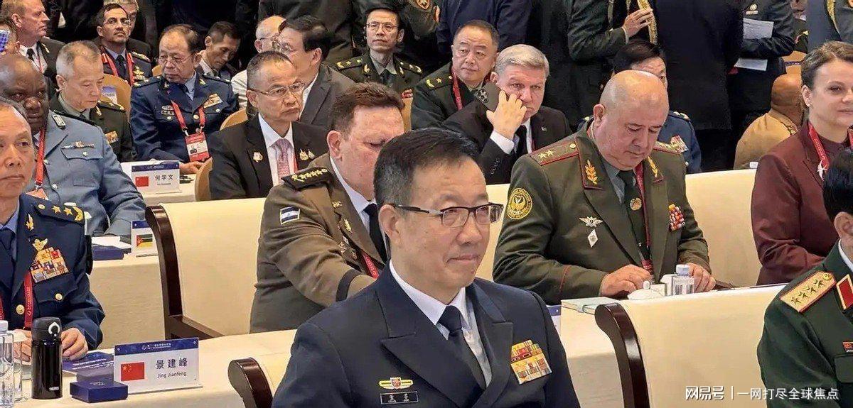 尼克斯夺冠湖人最尴尬:詹姆斯留队与否不重要,东契奇难超哈登