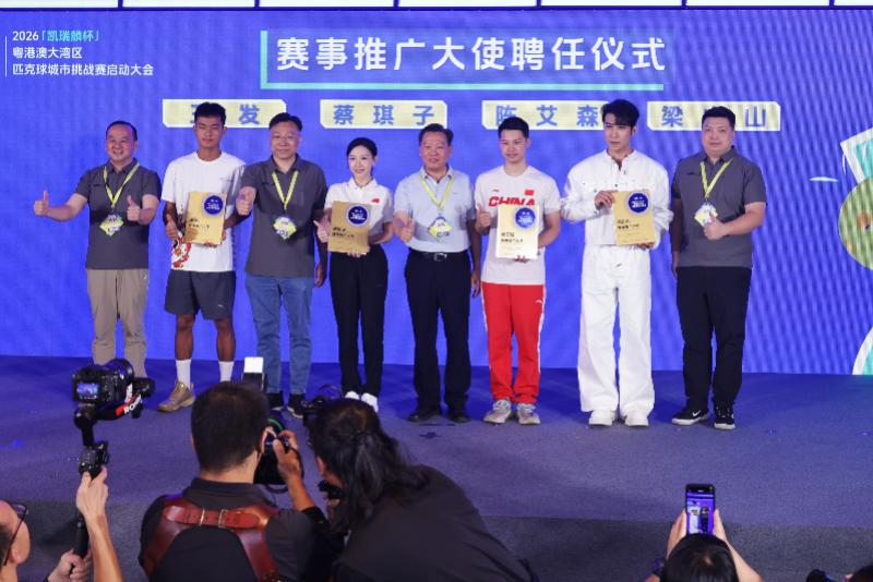 金年会体育国王两年合同续约内线大将,他在本赛季的表现得到了充分地认可?