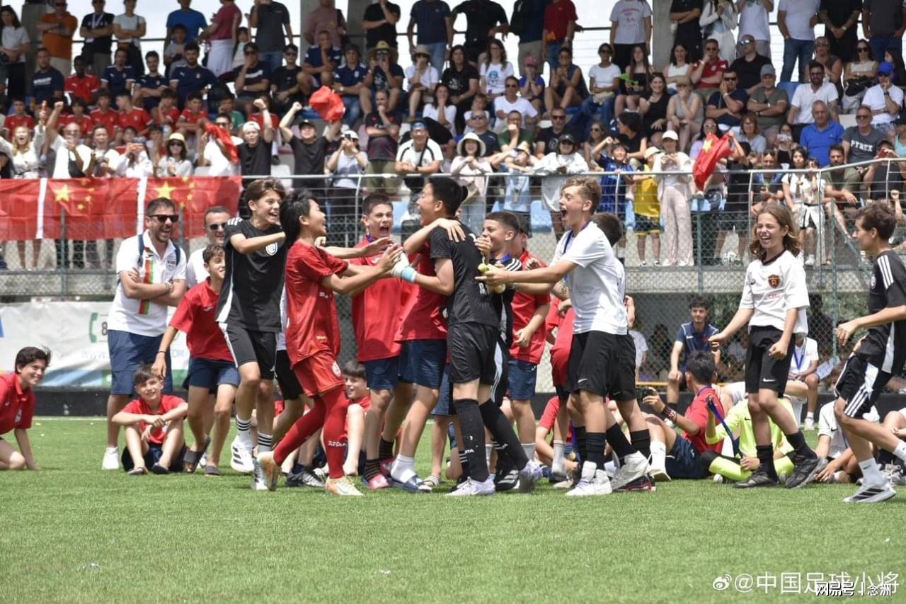 金年会体育-官方:延边龙鼎签下长春喜都中场黄梓铭