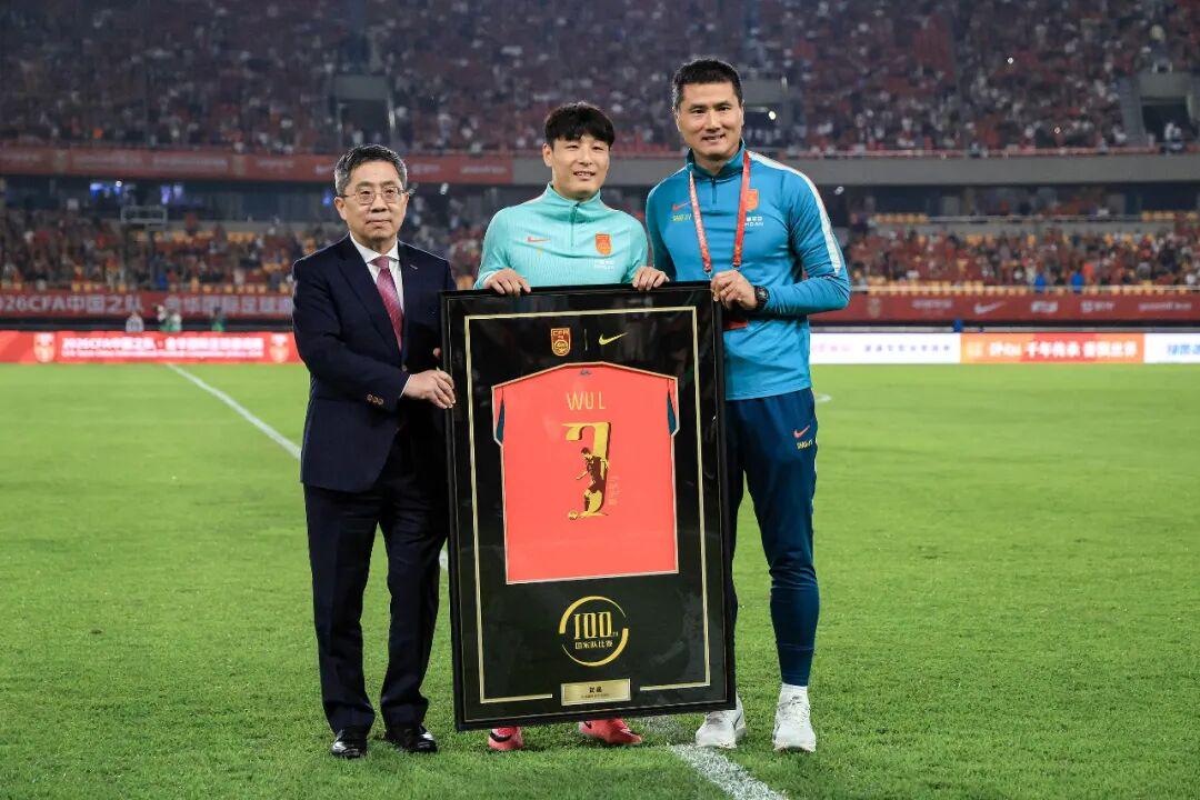 金年会体育苏亚雷斯无缘2026世界杯:乌拉圭69球历史射手王为何缺席?